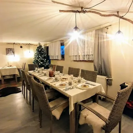 Pod Klimczokiem I 住宿加早餐酒店 3*